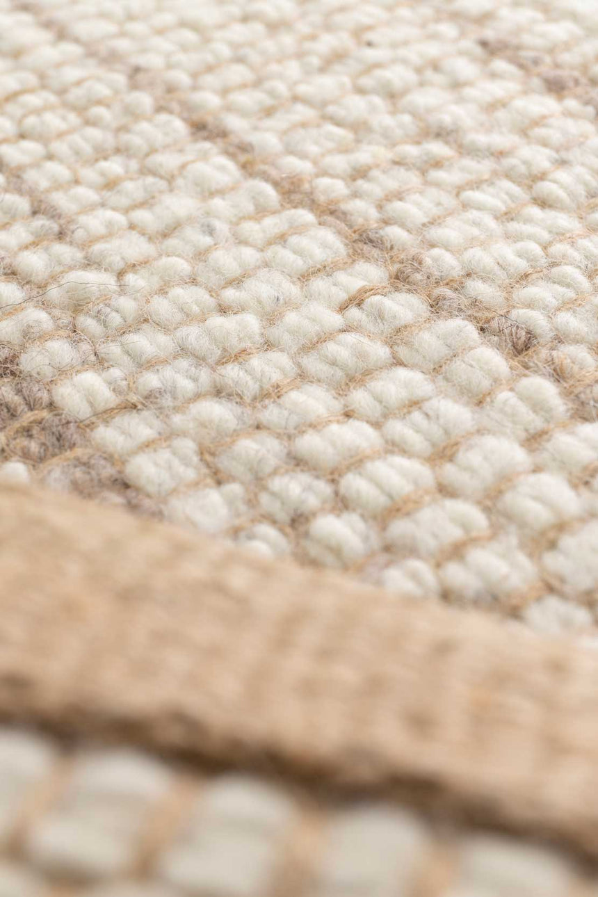 Tapis fait main en laine de nouvelle Zelande et en jute MARIUS - AFKliving