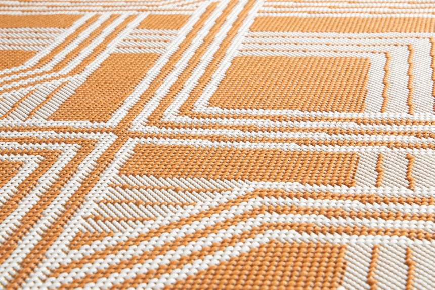 Tapis intérieur extérieur en fibres recyclées Naomi Orange - AFKliving
