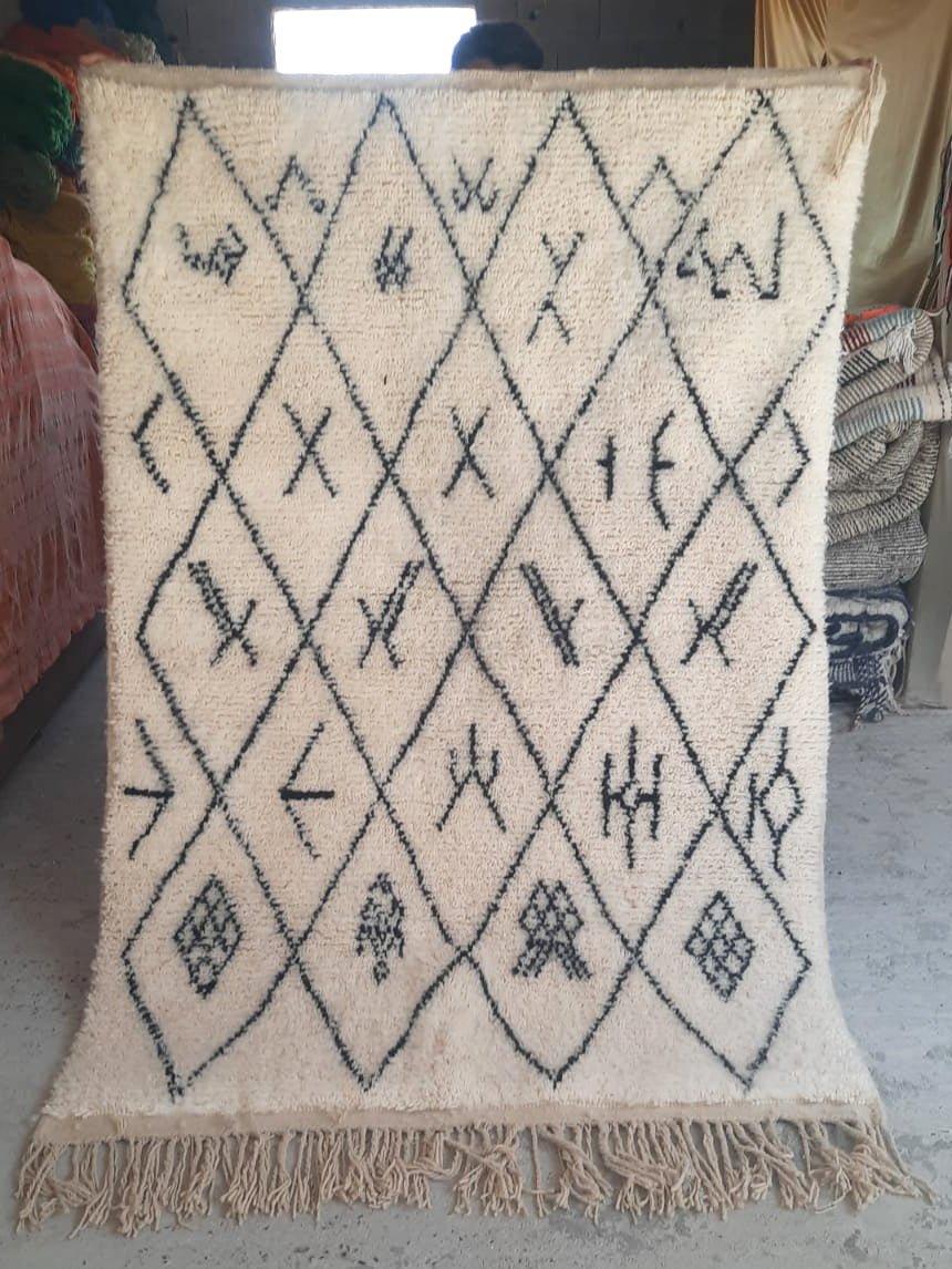 Tapis berbere authentique marocain laine noir blanc Amazighs 160x230 VENDU - AFKliving
