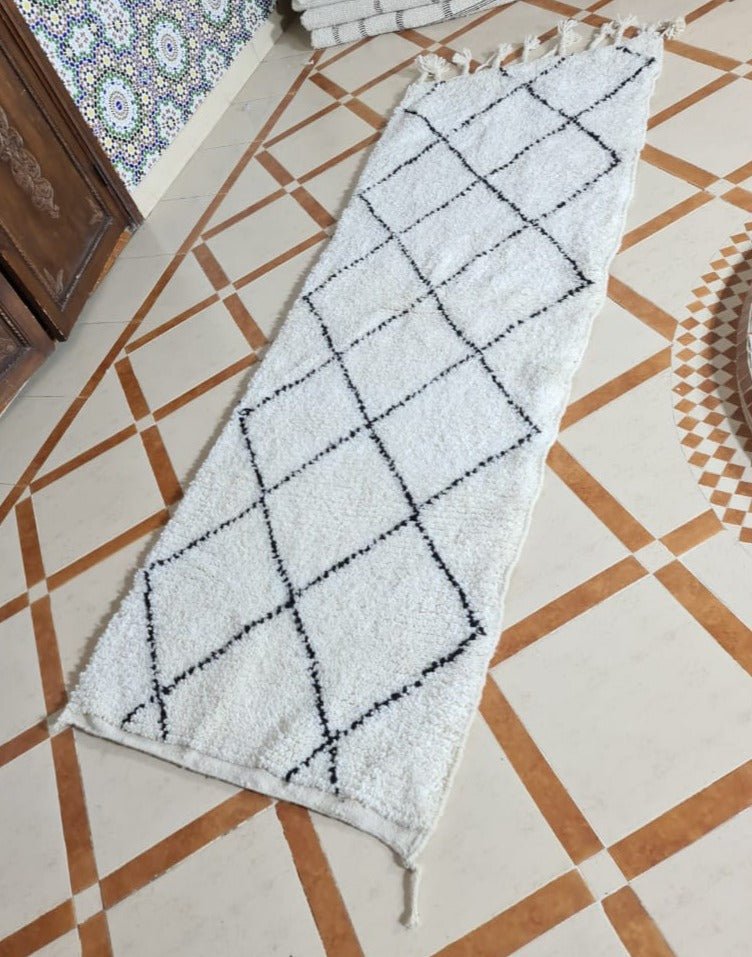 Tapis berbere authentique marocain laine noir blanc Kasbah 80x240 VENDU - AFKliving