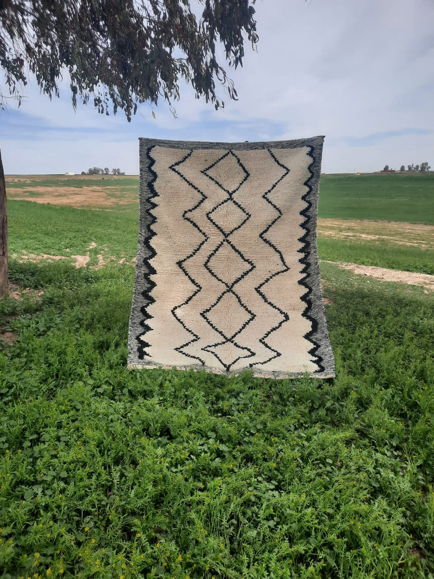 Tapis berbere authentique marocain laine noir blanc Riad 160x230 VENDU - AFKliving